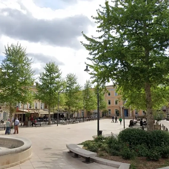 TST Énergie intervient à Vidauban pour l'installation de panneaux solaires dans le Var